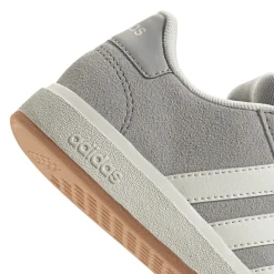 Sneakers unisex grigie effetto scamosciato adidas Grand Court 00s