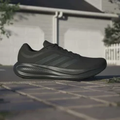 Sneakers Unisex nere in mesh traspirante adidas RESPONSE RUNNER 2