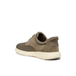 Sneakers Uomo Grigie effetto scamosciato con suola traspirante Geox Fast In