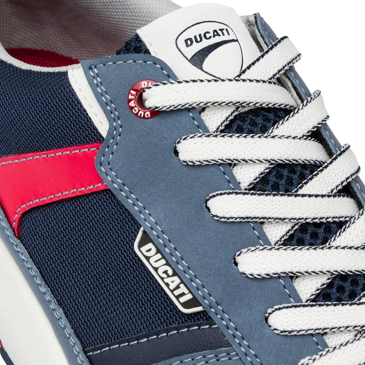 Sneakers uomo in tessuto blu con dettagli rossi e suola ammortizzata Ducati