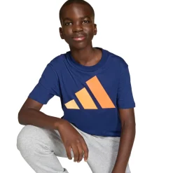 T-shirt da bambino blu con maxi logo grafico arancione adidas