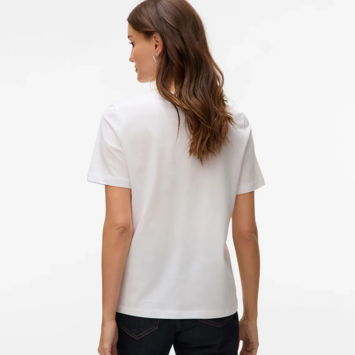 T-shirt girocollo bianca da Donna con dettaglio cuore rosso Vero Moda