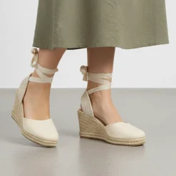 Zeppe in tela beige da Donna con lacci stile espadrillas Lora Ferres