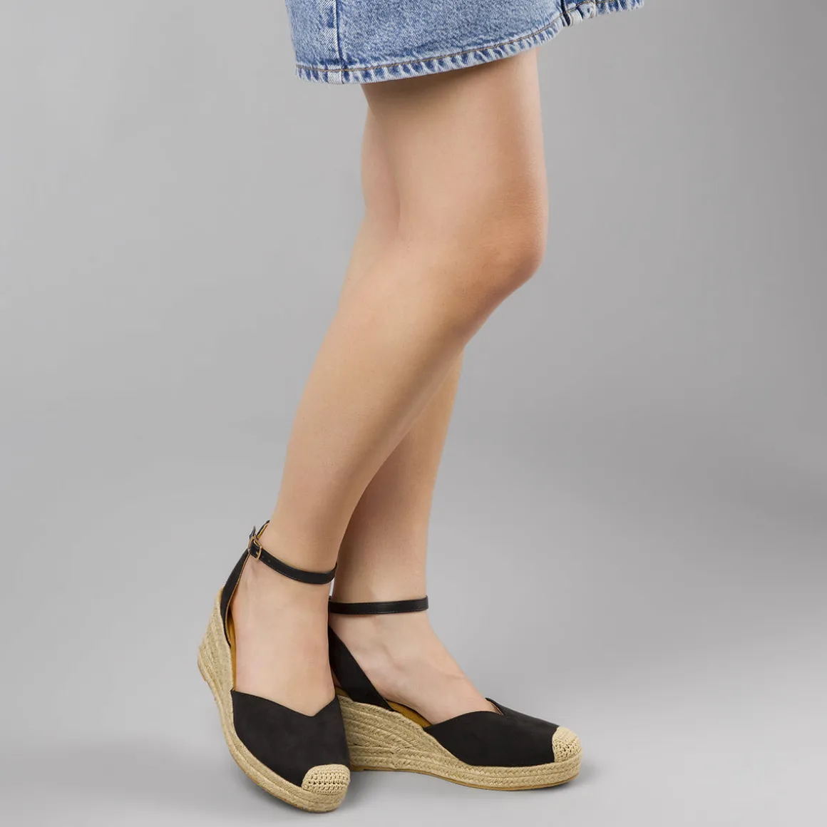 Zeppe nere da Donna in corda 8,5 cm e punta in crochet Lora Ferres